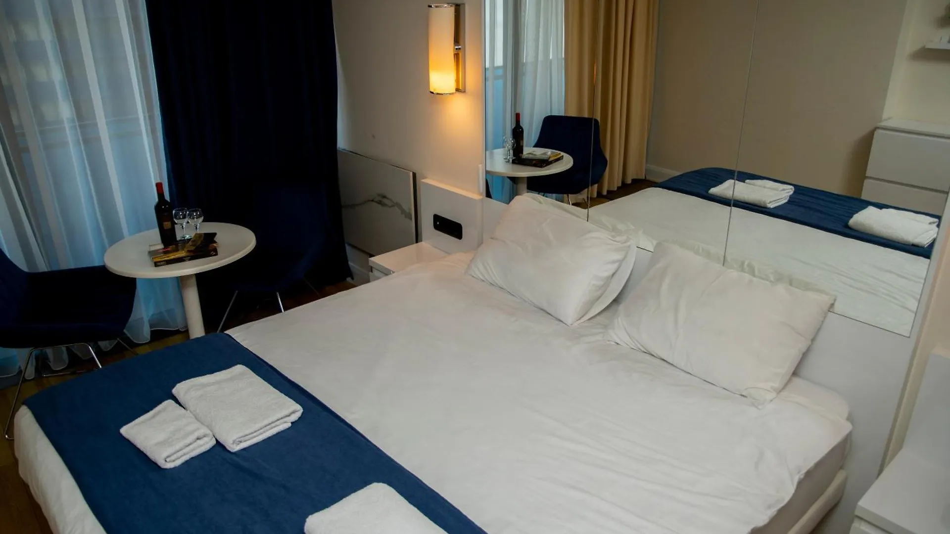 Special N2 Apartment Batoumi 5*,